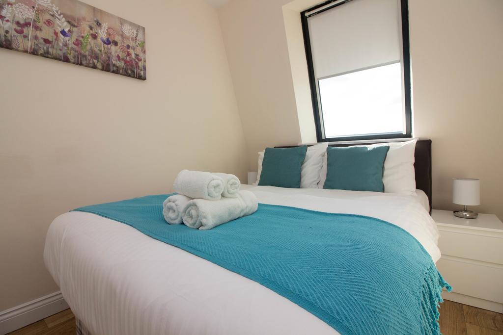 Castle Point Apartments Southampton Premier Lodge מראה חיצוני תמונה