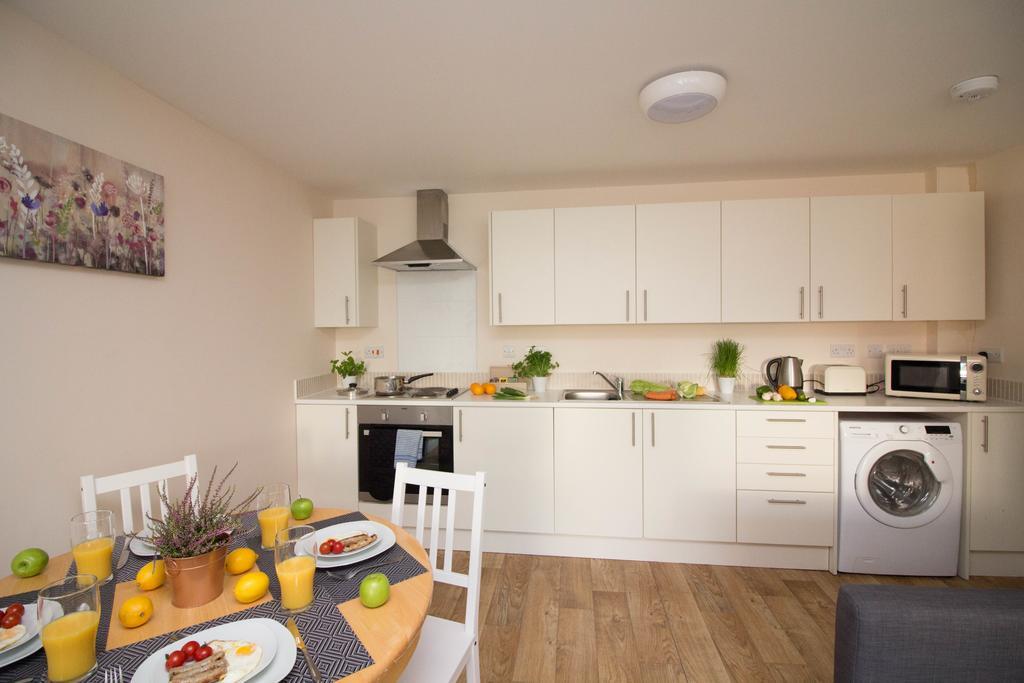 Castle Point Apartments Southampton Premier Lodge מראה חיצוני תמונה
