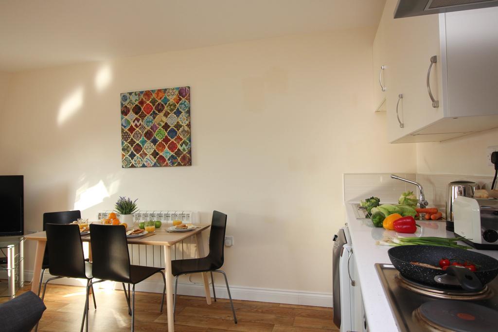 Castle Point Apartments Southampton Premier Lodge מראה חיצוני תמונה