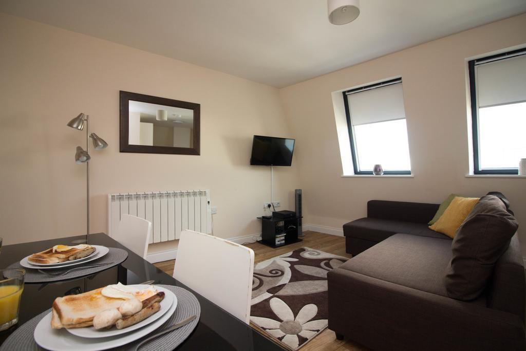 Castle Point Apartments Southampton Premier Lodge מראה חיצוני תמונה